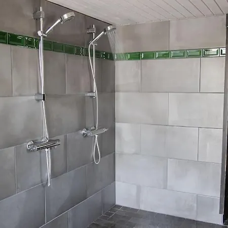 Ihana Järvenranta Mökki. By The Lake.