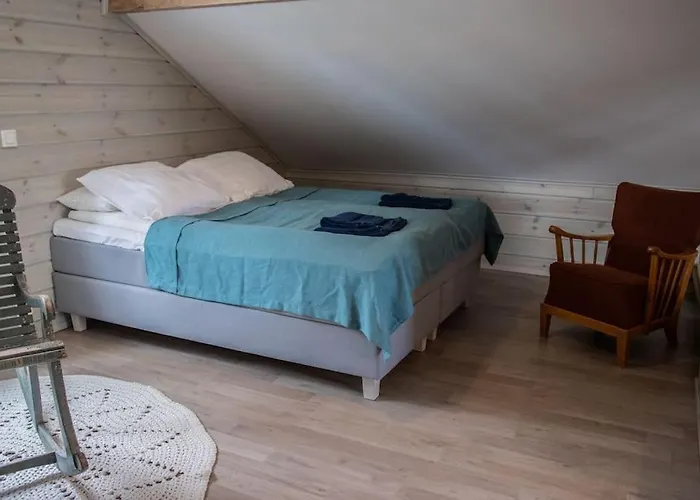 Вилла Ihana Jaervenranta Moekki. By The Lake. Kurjala